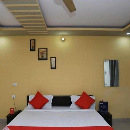 Hotel S K Palace Lucknow , Best Hotel In Lucknow , Hotel In Transport Nagar Lucknow ,Budget Hotels In Лакнау Екстериор снимка